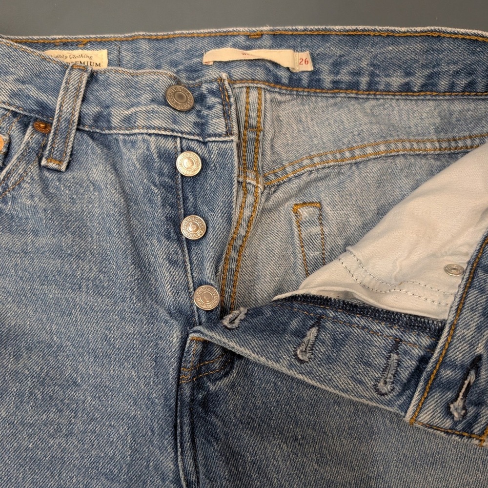 Levi's Premium Wedgie Straight Jeans Womens 26 Blue Distressed High Rise - Picture 11 of 16